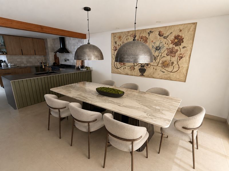 Comedor amplio abierto a la cocina