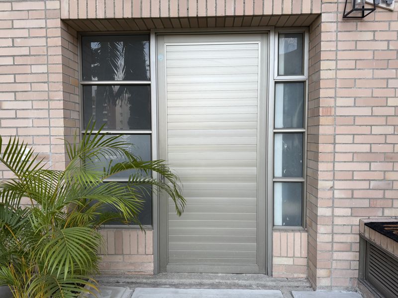 Entrada principal de la casa
